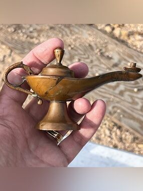 Vintage Mini Aladdin Genie’s Oil Lamp, Copper Colored Metal, 4.75” L, 2.75” H